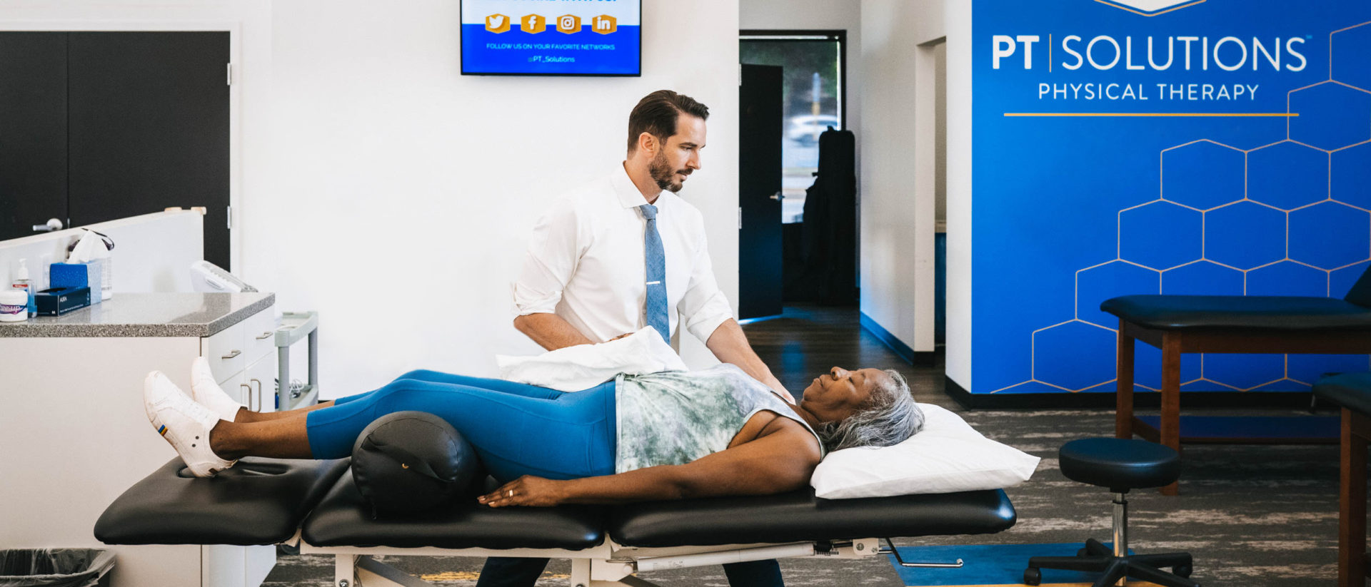 Physical Therapists can treat a variety of shoulder pain and dysfunction.